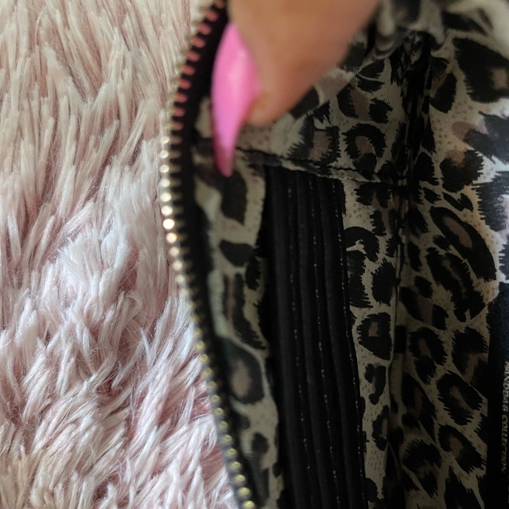 Wallet - Picture 2 of 4